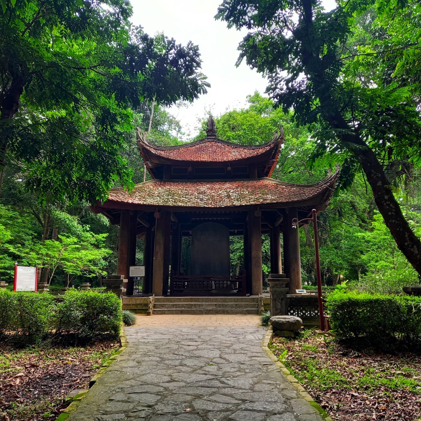 Lam Kinh Citadel & Tomb of Lê Lợi, Vietnam