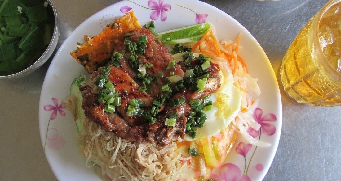 Cơm Tấm - Vietnamese 'Fry-up'