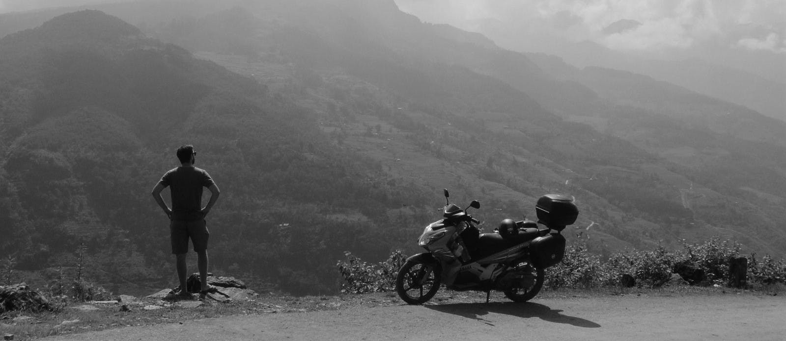 Guide to expenses for a motorbike road trip in Vietnam