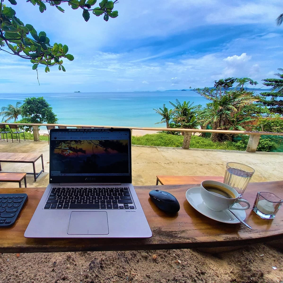 Mun's Cafe & London Pub, Phu Quoc Island, Vietnam